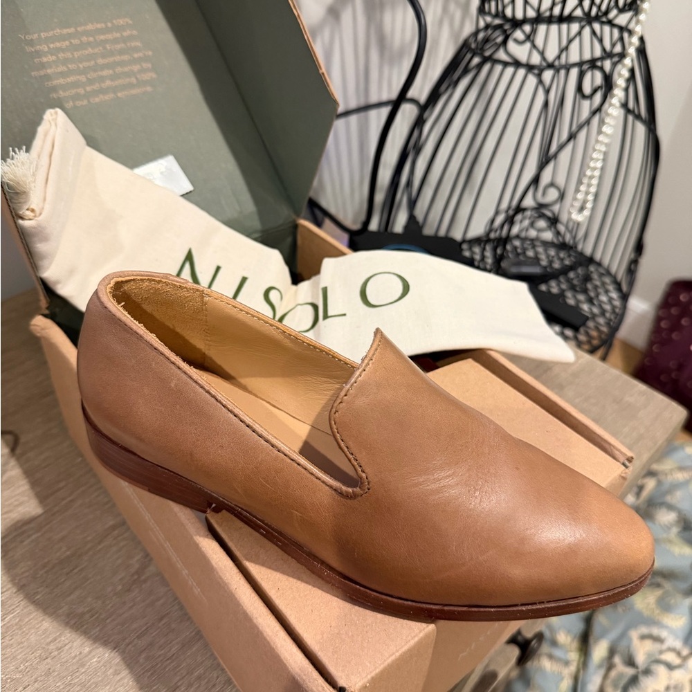 Nisolo Tan Leather Slip-On Loafer Ballet